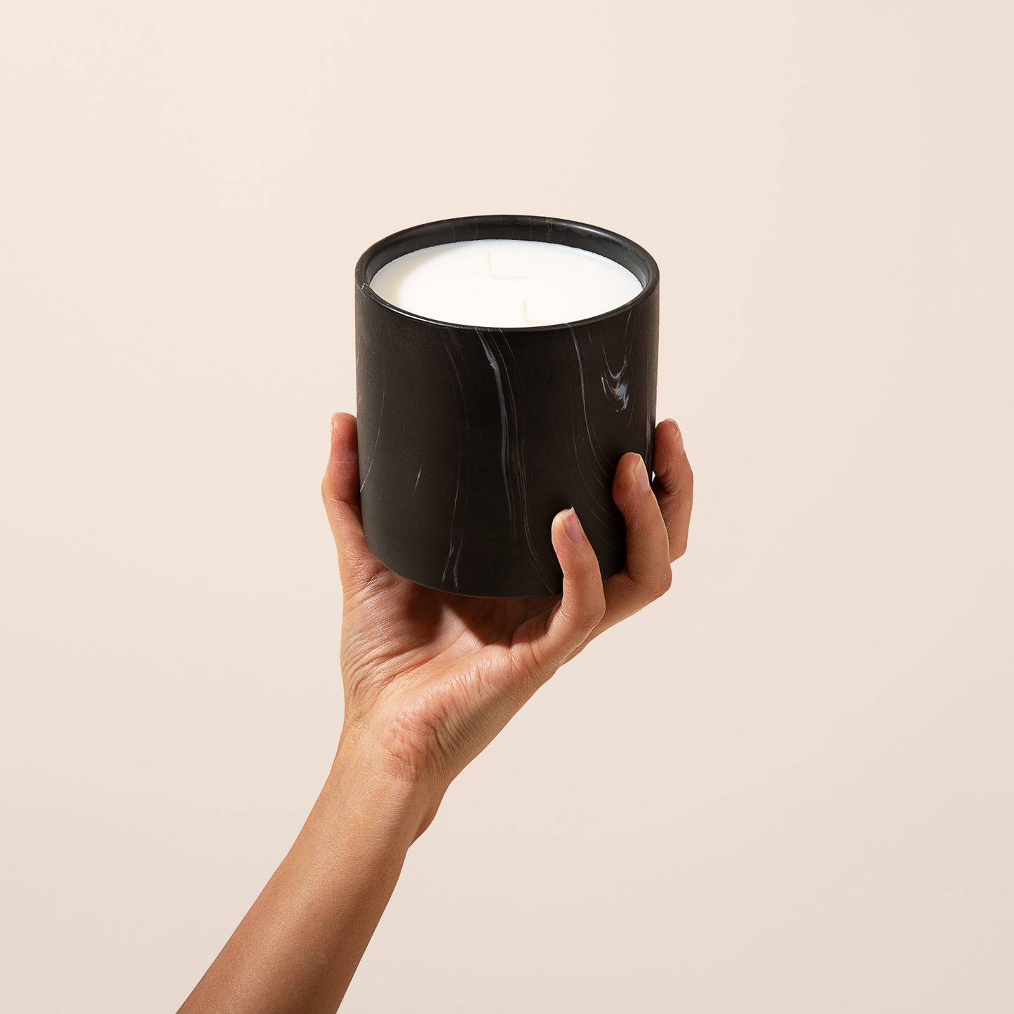 Natural Cranberry Cascade Black Marquina Candle 17oz